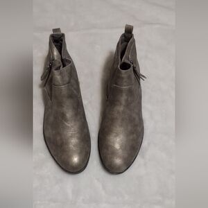 Arizona botien for women size 10w